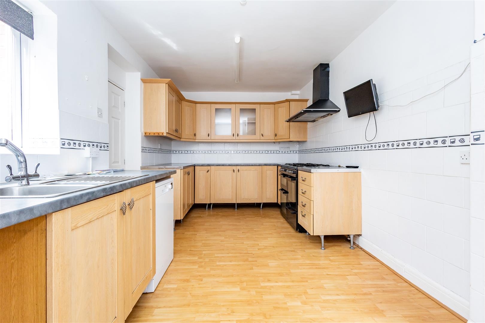 4 bed property in Golden Hill Lane, Leyland